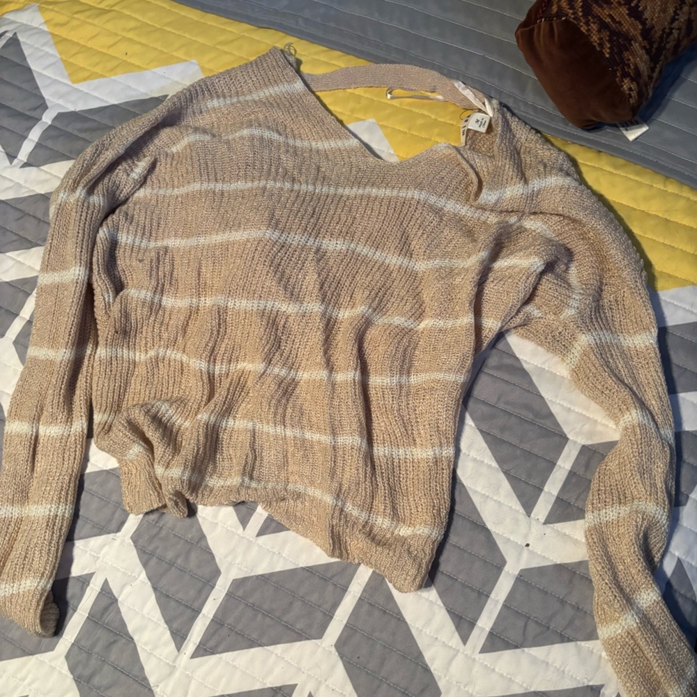 francesca’s tie back sweater